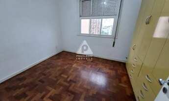 Imagem 5: Privilégio Imóveis Vende: Excelente apartamento reformado 2 quartos no Leblon