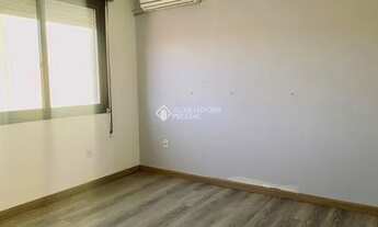 Imagem 6: Apartamento para venda com 75 metros quadrados com 2 quartos em Passo da Areia - Porto Ale