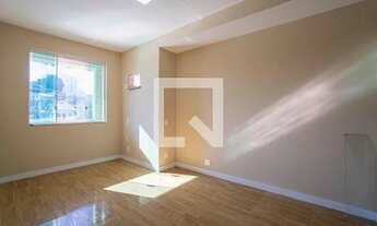 Imagem 5: Casa para Aluguel - Estácio , 2 Quartos, 200 m2