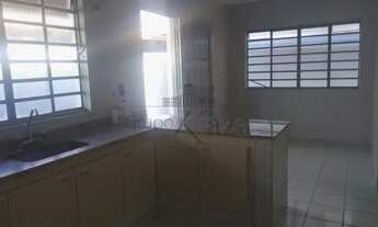 Imagem 2: Casa Residencial Vila Industrial - 3 Dormitórios sendo 01 suíte - 80m²