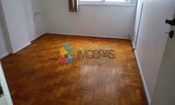 Imagem 4: EXCELENTE 3 QUARTOS EM RUA TRANSVERSAL COM VAGA DE GARAGEM