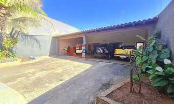 Imagem: EXCELENTE CASA V. ENGLER