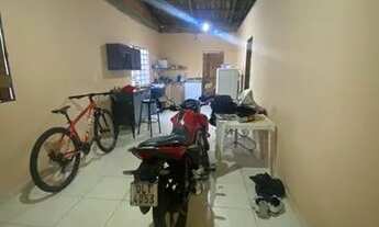 Imagem 4: Aluga-se ou vende-se casa ?