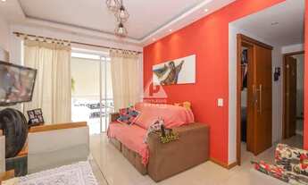 Imagem 1: Botafogo, 2 quartos, suíte, varanda, dependência e vaga!