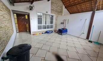 Imagem 2: Casa para venda possui 89 metros quadrados com 3 quartos em Ocian - Praia Grande - SP