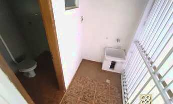 Imagem 6: Casa de Alvenaria - R Doutor Carlos de Paula Soares, 485 - Merces - Curitiba - PR