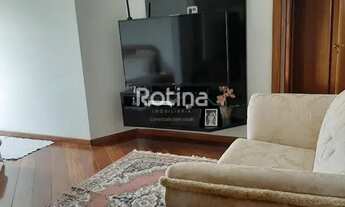 Imagem 7: Casa para aluguel, 5 quartos, 5 suítes, 2 vagas, Cidade Jardim - Uberlândia/MG