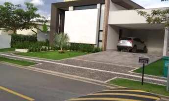 Imagem: São 538m² de lote e 269m² de área construída