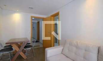 Imagem 3: Apartamento para Aluguel - Água Verde, 2 Quartos, 65 m2