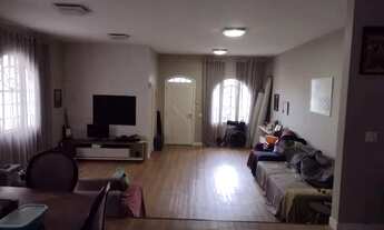 Imagem 2: Casa para venda tem 250 metros quadrados com 3 quartos em Vila Libanesa - São Paulo - SP