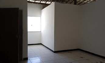 Imagem 2: Casa para aluguel e venda tem 300 metros quadrados com 6 quartos em Itapuã - Salvador - BA