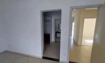 Imagem 7: Casa de condomínio sobrado para aluguel tem 240 metros quadrados com 3 quartos