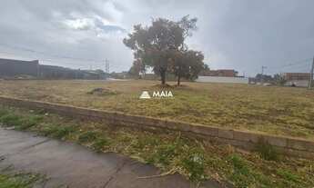 Imagem 3: Terreno à venda no bairro Parque das Laranjeiras