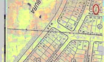 Imagem: Terreno a poucos metros da Praia de Peracanga