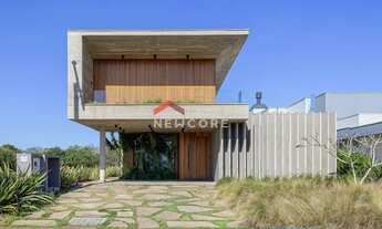 Imagem: Casa de condomínio em Avenida Castelo Branco