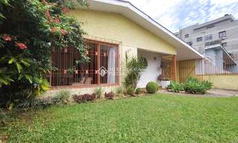 Imagem 3: Casa Semimobiliada para Locação - Uso Residencial ou Comercial - Rua Décio Martins da Cost