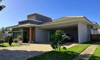 Imagem: Casa em Condomínio para Venda em Álvares