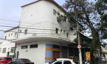 Imagem 5: Quitinete em frente da arborizada Praça Major Vieira de Melo no Comari - Campo Grande