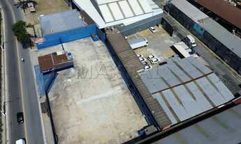 Imagem 2: Galpão comercial de 1.700 m², com 2 banheiros, no Bairro do Limão