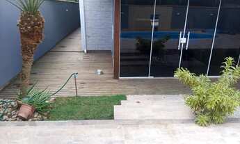 Imagem 13: Imóvel para venda possui 245 metros quadrados com 3 quartos