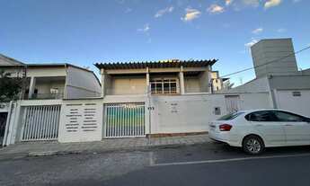 Imagem 3: Aluguel - Casa Comercial no Centro de Montes Claros/MG, 16 sala(s