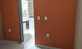 Imagem 5: Aluga-se casa de fundo2 cômodos + banheiro e lavanderia