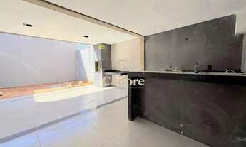 Imagem 7: Sobrado em obras à venda no Novo Mundo com 3/4 sendo 01 suíte (todos com sacada