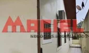 Imagem 7: Imóvel para venda tem 240 metros quadrados com 4 quartos