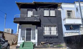 Imagem: Casa para Venda - 200m², 5 dormitórios