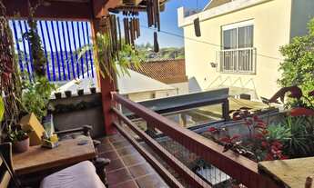 Imagem 3: Casa com amplo jardim