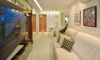 Imagem 6: Lindo Apartamento decorado em fino acabamento com varanda, 2 dormitórios sendo 1 suíte à