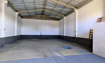 Imagem 3: Barracão para alugar, 240 m² por R$ 3.300/mês - Parque Leblon - Londrina/PR