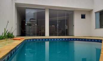 Imagem: Casa de condomínio para venda tem 250 metros