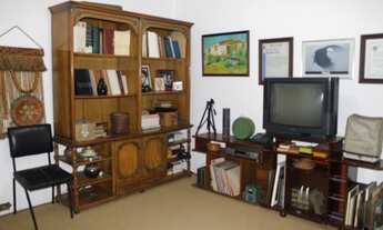 Imagem 7: HL-232 Casa com 5 dormitórios e com bela área de preservação