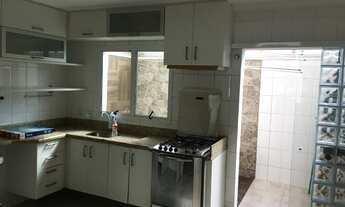 Imagem 3: Sobrado em condomínio fechado