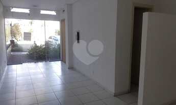 Imagem 15: Excelente sala comercial de 30m² localizada no centro comercial de Alphaville