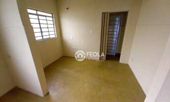 Imagem 4: Casa com 4 dormitórios para alugar, 148 m² por R$ 1.500,00/mês - Vila Jones - Americana/SP