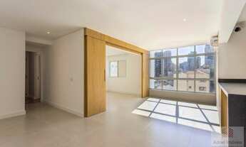 Imagem 2: Apartamento para Venda em São Paulo, Itaim Bibi, 2 dormitórios, 1 suíte, 3 banheiros, 1 va