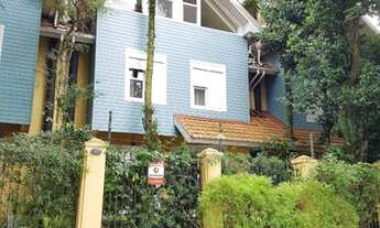 Imagem: Porto Alegre - Casa Padrão - Tristeza