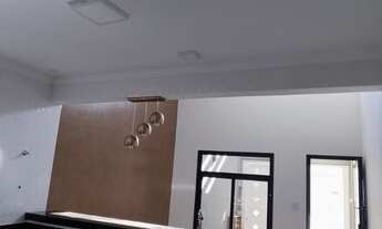 Imagem 2: Casa com 2 dormitórios sendo 1 suíte no Jardim Veneza, Indaiatuba - SP