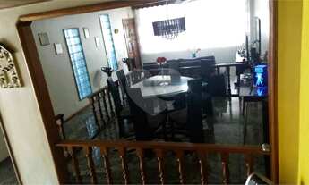 Imagem 4: Maravilhosa casa triplex com duas vagas de garagem, junto ao polo comercial da penha