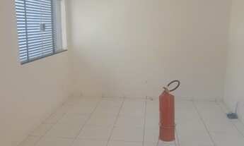 Imagem 6: Aluga Casa Comercial - São José do Rio Preto - 1 Cozinha com armário, 2 Banheiros, 1 garag