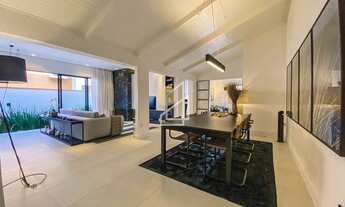 Imagem 4: Casa à venda no bairro Jurerê Internacional - Florianópolis/SC