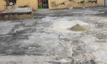 Imagem 3: Atenção investidores! Excelente oportunidade em Brás de Pina, prédio residencial com 4 apa