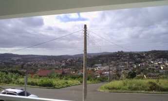 Imagem: Porto Alegre - Casa Padrão - Altos Do Ipê