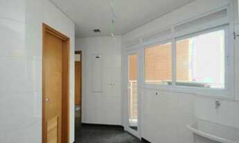 Imagem 3: Apartamento para venda com 201 metros quadrados com 3 quartos