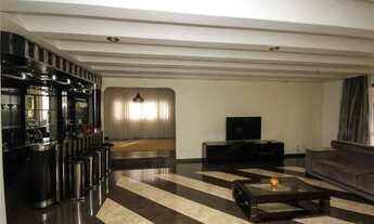 Imagem 5: Edifício ITUZAINGO no 1º Andar no Tatuapé em São Paulo - ESPAÇOSO Apartamento à Venda cont