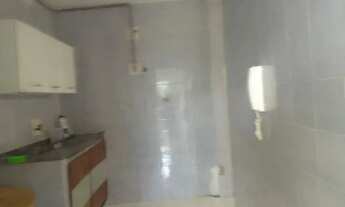 Imagem 4: Apto 1 prim. andar. nasc 50 metros de onibus .3 quartos 90mil