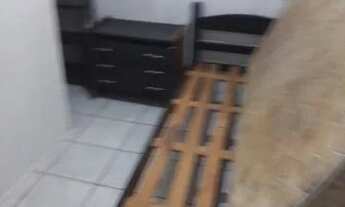 Imagem 3: Quarto suíte Quarto com aluguel por R$400 /mês