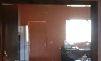 Imagem 5: Casa com 2 quartos sala cozinha banheiro e etc.